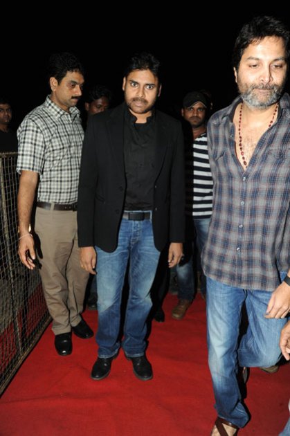 Attarintiki-Daredi-Thank-You-Meeting